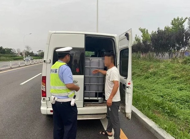 7月份全市范圍內(nèi)面包車集中整治！